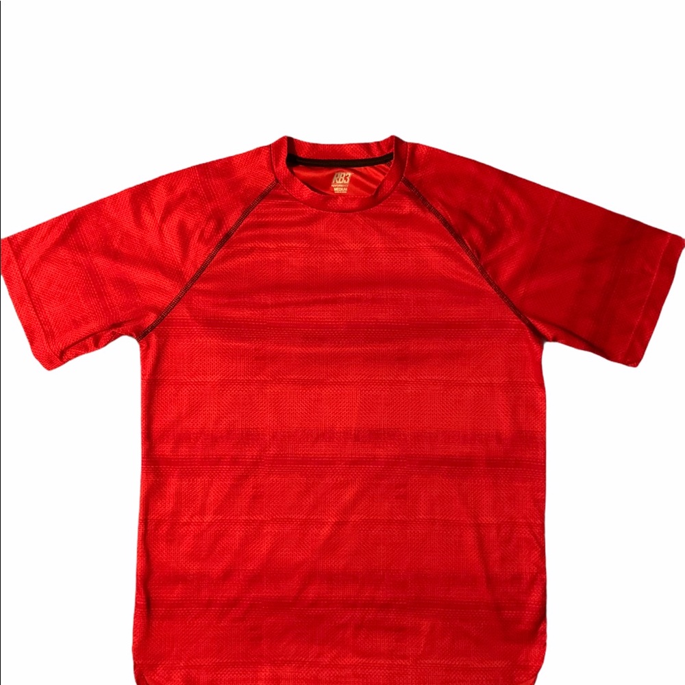RB3 active wear men’s medium red shirt